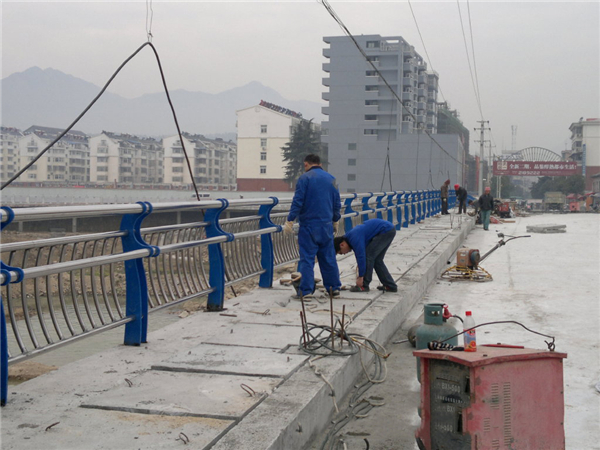 甘南不锈钢复合管护栏常见问题及解决方案